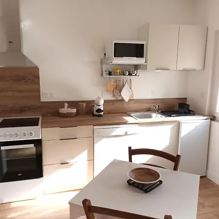 4 Calme Et Moderne Proche Des Thermes * 罗什福尔